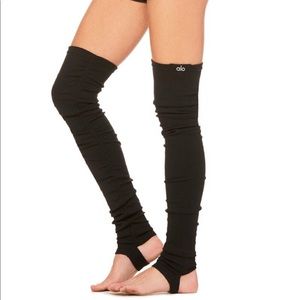 Alo Yoga Leg Warmers!